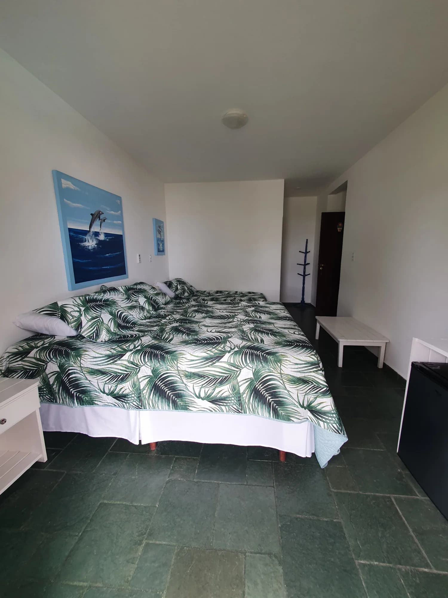 Quarto da Suíte 7 da Pousada Mayon, com cama de casal